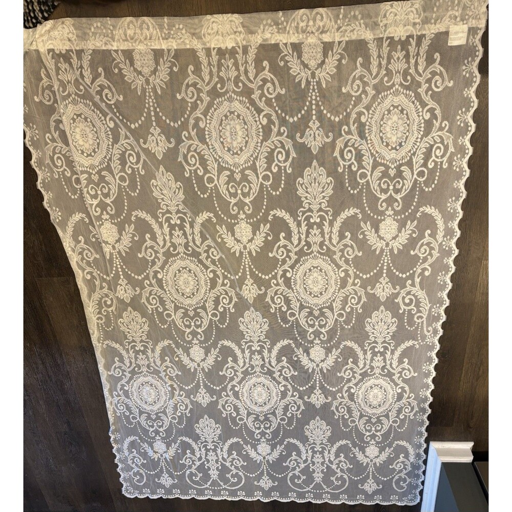 Romantic Cottage Ivory Floral Garlands Lace Curtain Drape Scalloped Edge 1 Panel